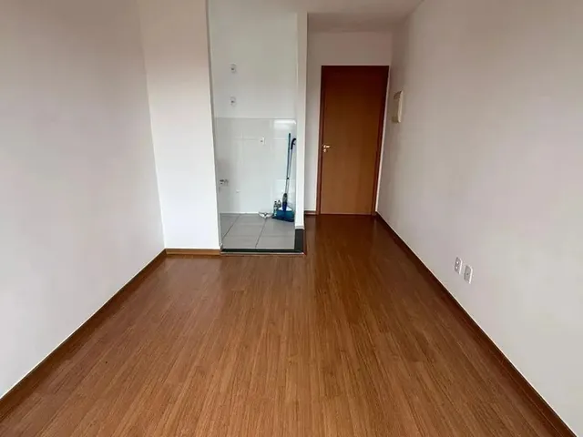 Imagem 9: Apartamento para Alugar com 2 Quartos e Sacada
