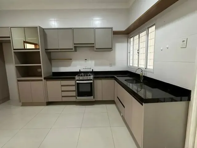 Imagem: Casa com 3 Quartos no Jardim Guanabara