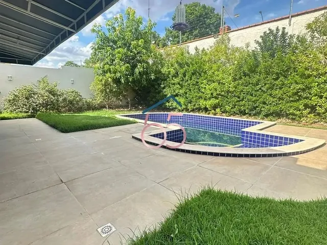 Imagem 2: Casa Moderna com 4 Suítes e Piscina no Alphaville 1