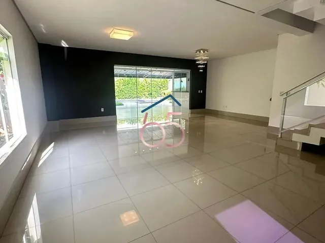 Imagem 9: Casa Moderna com 4 Suítes e Piscina no Alphaville 1