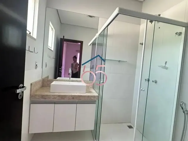Imagem 5: Casa Moderna com 4 Suítes e Piscina no Alphaville 1