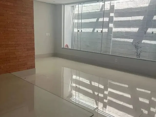 Imagem: Linda Casa Disponível para Locação na