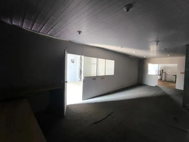 Imagem 9: Aluguel - Galpão 398M² Bairro: Jardim Comodoro