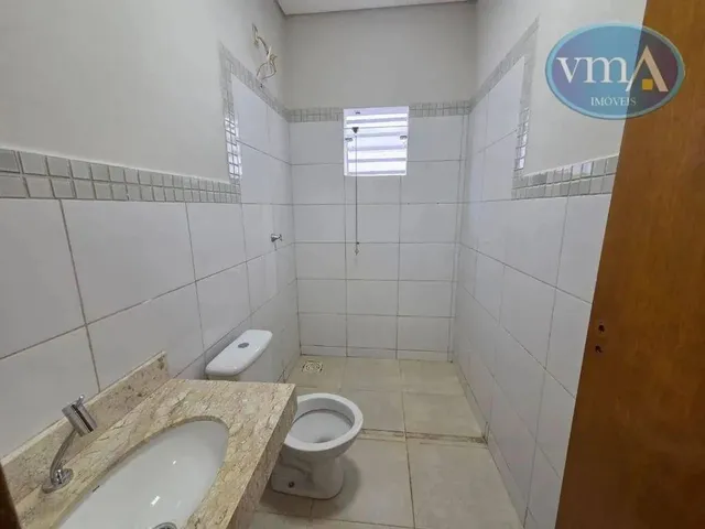 Imagem 2: Casa com 3 Dormitórios Sendo 01 Suite para Alugar, 110 M² por R$ 2.963/Mês - Santa