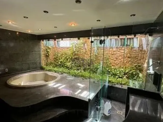 Imagem: Casa com 5 Quarto(S) no Bairro Quilombo