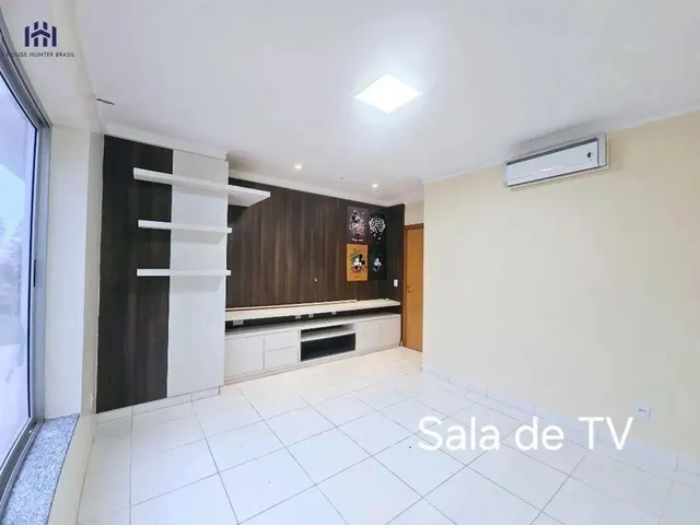 Imagem 9: Casa com 4 Dormitórios para Alugar, 350 M² por R$ 10.000,00/Mês - Condomínio