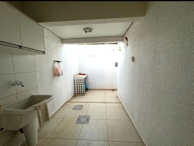 Imagem 14: Alugo Casa Térrea Semi-Mobiliada e Reformada no Condomínio Saint Joseph