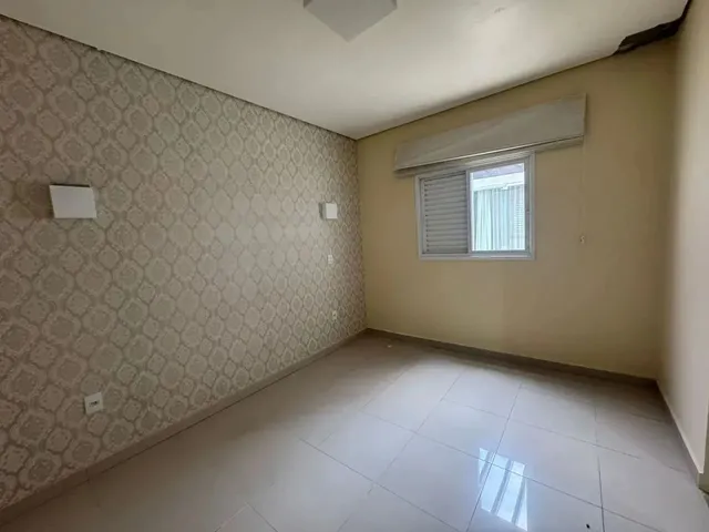 Imagem 2: Alugo Casa Térrea Semi-Mobiliada e Reformada no Condomínio Saint Joseph