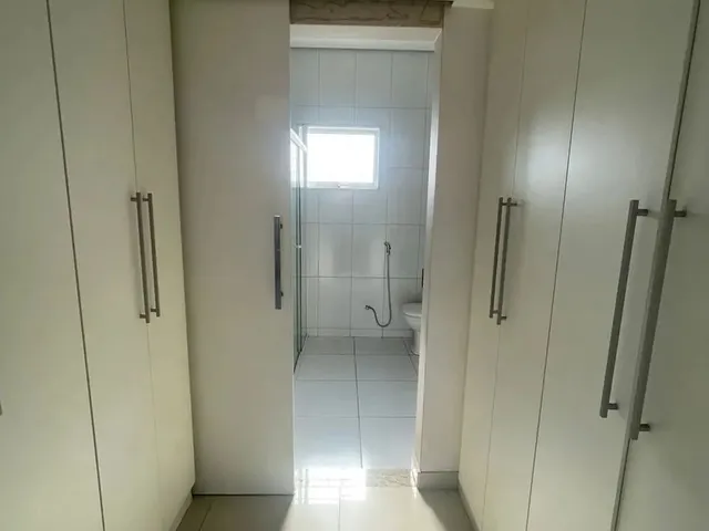 Imagem 9: Sobrado para Aluguel com 290 Metros Quadrados com 4 Quartos em santa Cruz - Cuiabá - Mt