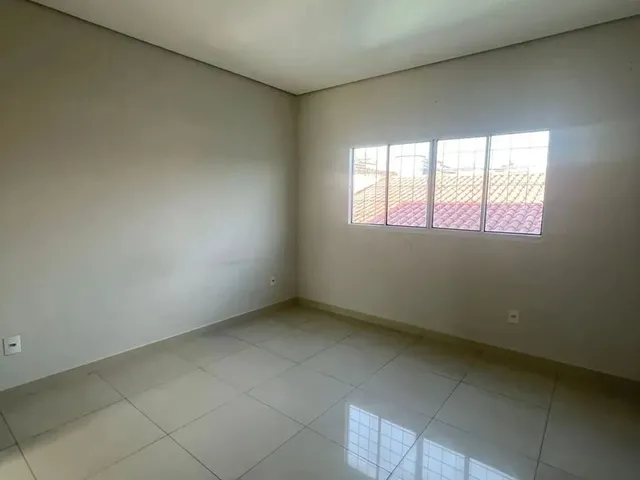 Imagem 7: Sobrado para Aluguel com 290 Metros Quadrados com 4 Quartos em santa Cruz - Cuiabá - Mt
