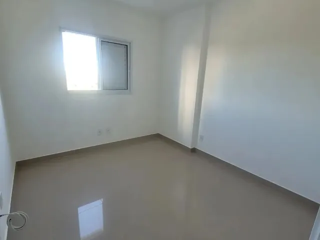 Imagem 2: Apartamento para Alugar com 2 Quartos Sacada