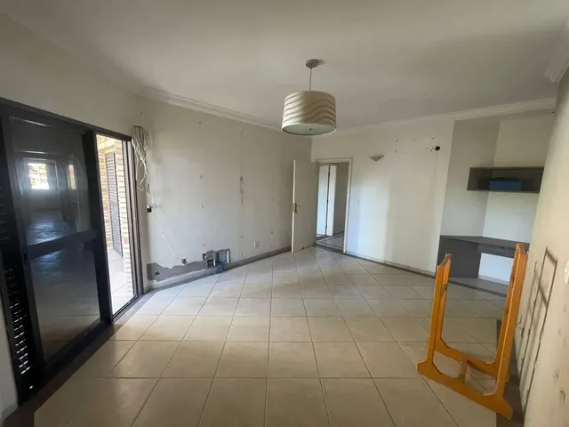 Imagem 3: Imóvel para Aluguel Possui 590 Metros Quadrados com 5 Quartos em santa Rosa - Cuiabá