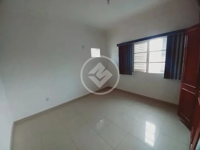 Imagem 15: Aluga-Se Casa de 3 Andares com Vocação Comercial em Bairro Nobre de Cuiabá Codigo