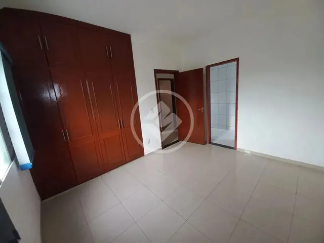 Imagem 11: Aluga-Se Casa de 3 Andares com Vocação Comercial em Bairro Nobre de Cuiabá Codigo