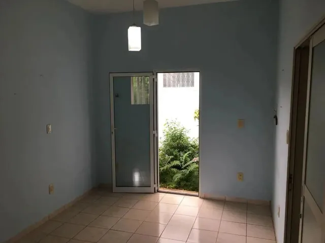 Imagem 2: Casa Térrea Comercial no santa Rosa