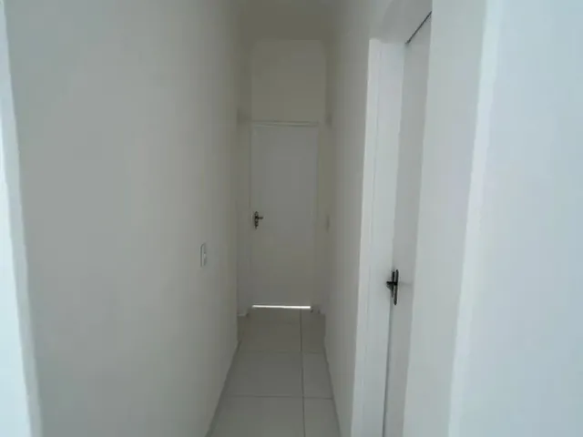 Imagem 3: Alugo Apartamento Residencial Parque Maraponga, Apartamento com 03 Quartos e 02 Banheiros