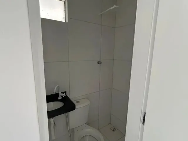 Imagem 6: Alugo Apartamento Residencial Parque Maraponga, Apartamento com 03 Quartos e 02 Banheiros
