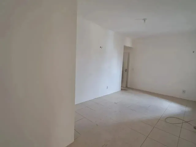 Imagem 2: Apartamento com 3 Quartos para Alugar na Cidade dos Funcionários