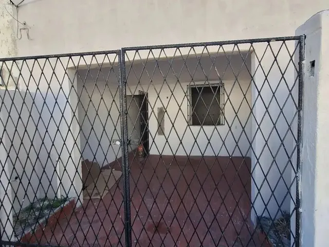 Imagem: Casa Plana na Rua Ana Bezerra