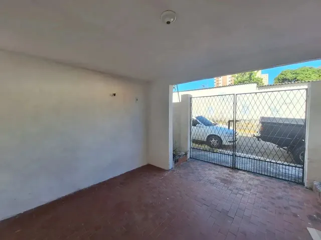 Imagem 3: Casa Plana na Rua Ana Bezerra