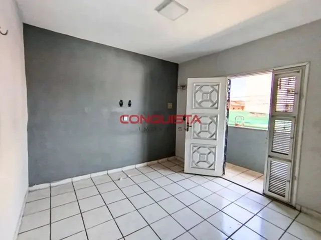 Imagem: Casa, Itaperi, 02 Quartos