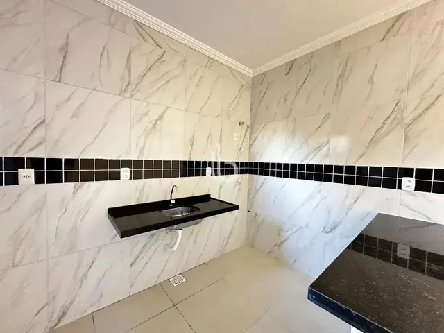 Imagem 11: Incrível Casa de Três Quartos para Alugar - Bairro Parque Dois Irmãos - Fortaleza - Ce