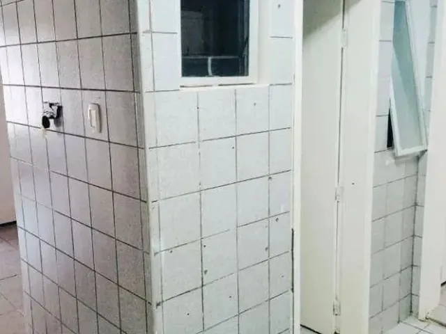 Imagem 6: Apartamento com 3 Dormitórios para Alugar, 135 M² por R$ 2.000/Mês - Cocó
