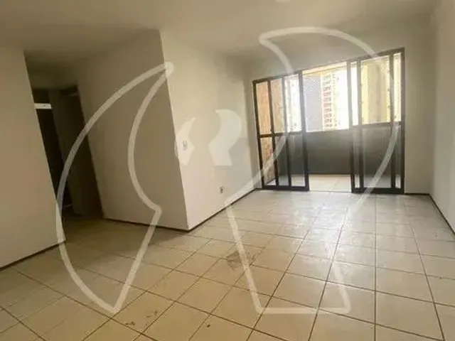 Imagem 10: Ótima Localização, 03 Quartos (Sendo 02 Suítes com Armários e 01 Dormitório)