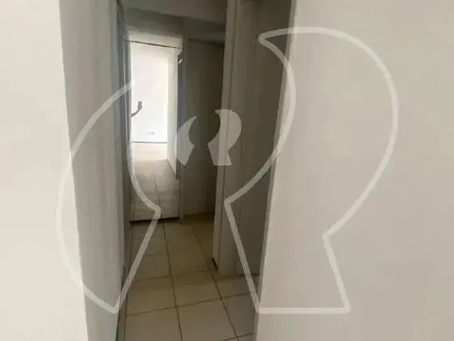 Imagem 9: Ótima Localização, 03 Quartos (Sendo 02 Suítes com Armários e 01 Dormitório)