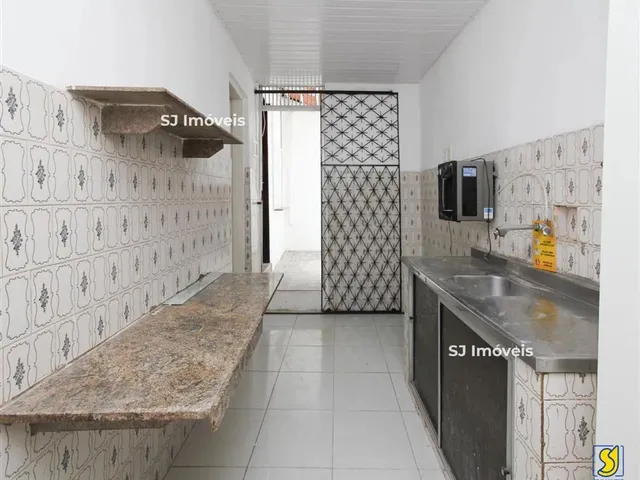 Imagem 7: Casa com Espaço Bem Distribuído Próxima À Av. Dom Manuel