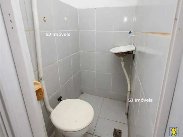 Imagem 11: Casa com Espaço Bem Distribuído Próxima À Av. Dom Manuel