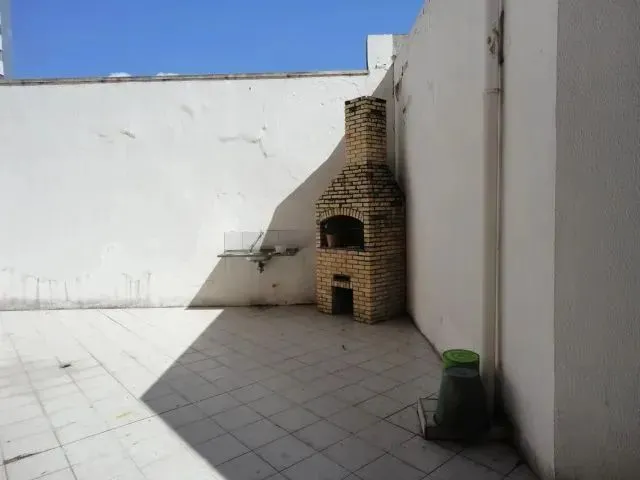 Imagem 12: Ótima Localização, 03 Quartos (Sendo 02 Suítes com Armários e 01 Dormitório)
