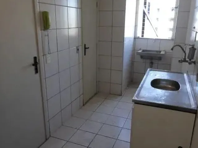 Imagem 16: Ótima Localização, 03 Quartos (Sendo 02 Suítes com Armários e 01 Dormitório)