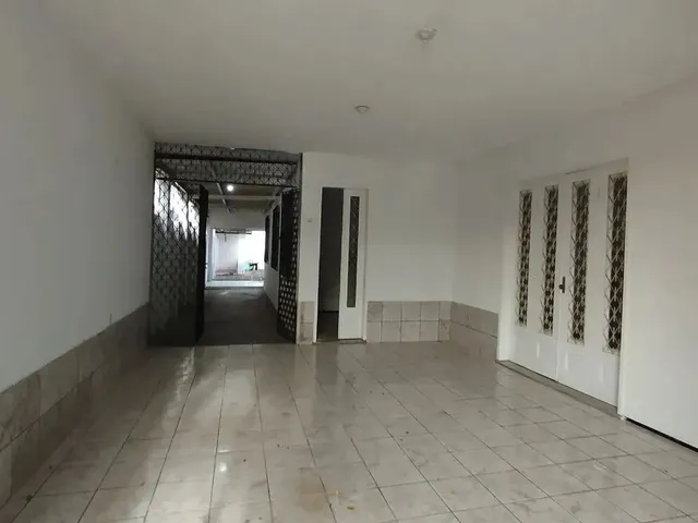 Imagem 3: Aluga-Se Casa Duplex com 05 Quartos na Divisa Centro com Joaquim Távora