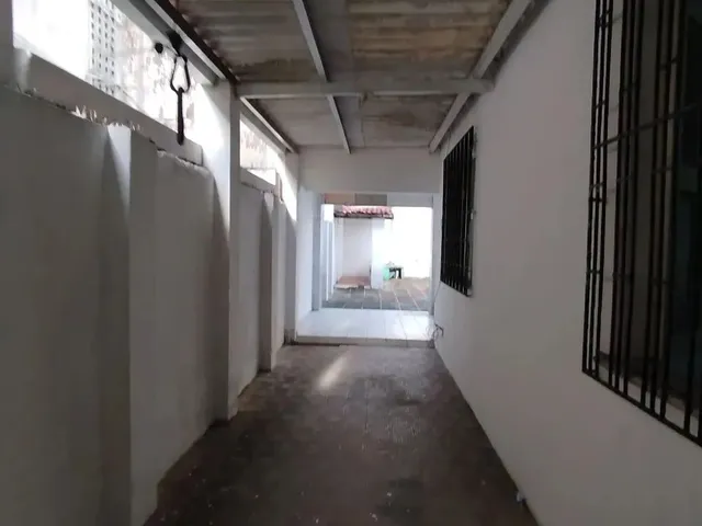 Imagem 14: Aluga-Se Casa Duplex com 05 Quartos na Divisa Centro com Joaquim Távora