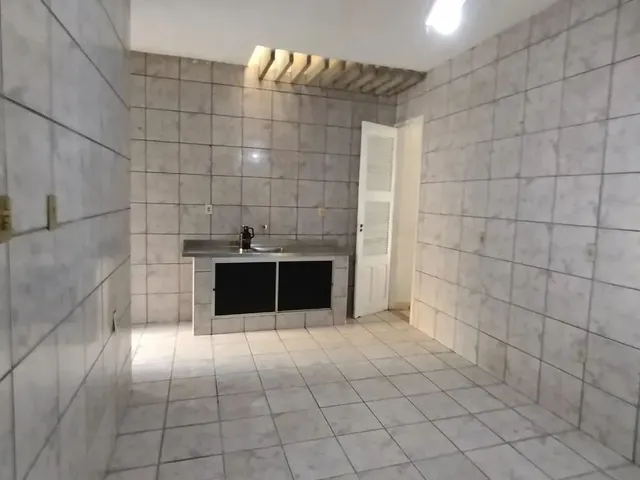 Imagem 15: Aluga-Se Casa Duplex com 05 Quartos na Divisa Centro com Joaquim Távora