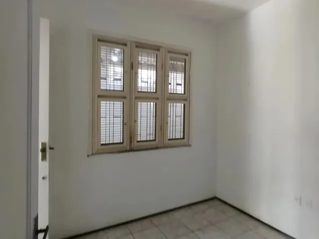 Imagem 6: Aluga-Se Casa Duplex com 05 Quartos na Divisa Centro com Joaquim Távora