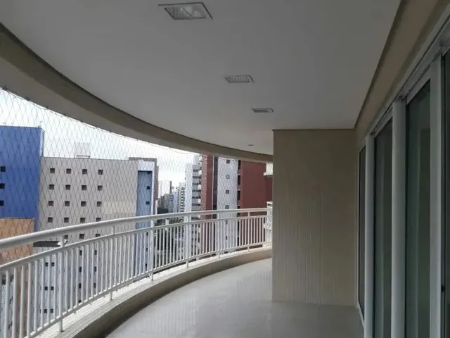 Imagem: Apartamento com 350M com 4 Sts em Meireles