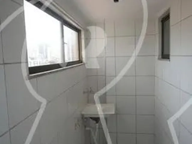 Imagem 12: Excelente Localização, com 03 Quartos (Sendo 01 Suíte,02 com Armários), Sala, Wc