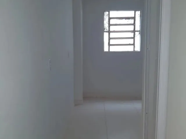 Imagem: O apartamento possui 1 Dormitório, 1 Banheiro e está