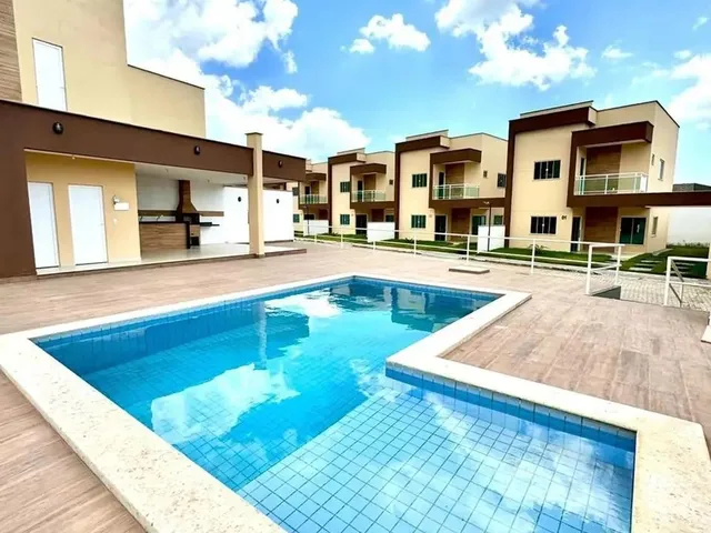 Imagem 1: Quintal Grande Casa Nova em Condomínio