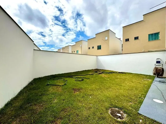 Imagem 4: Quintal Grande Casa Nova em Condomínio