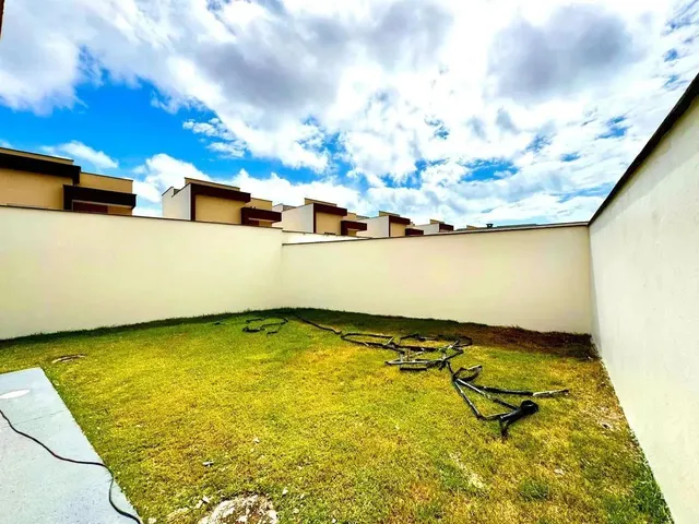 Imagem 10: Quintal Grande Casa Nova em Condomínio