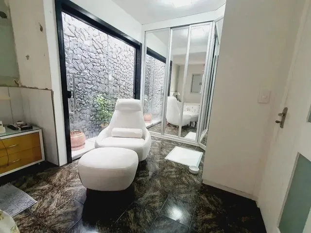 Imagem 9: Vendo Excelente Casa Duplex 4 Suites com Piscina