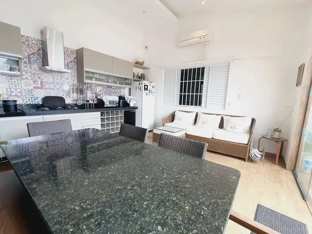 Imagem 8: Vendo Excelente Casa Duplex 4 Suites com Piscina