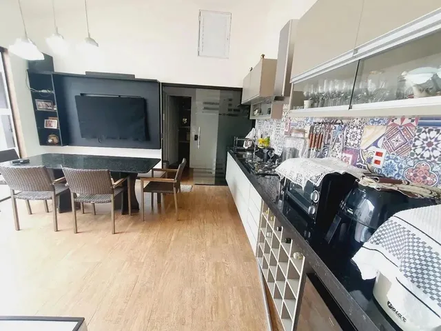 Imagem 7: Vendo Excelente Casa Duplex 4 Suites com Piscina
