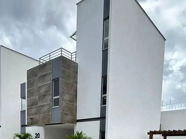 Imagem: Casa 4 Suítes com Churrasqueira no Condomínio