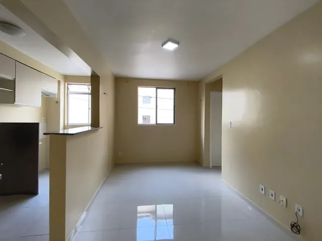 Imagem: Apt C/ 2 Quartos, Cond. Fechado, 1 Andar