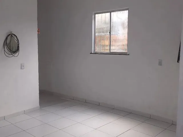 Imagem 2: Casa no Atalaia 2/4 e Garagem
