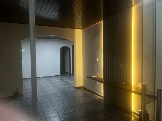 Imagem: Casa Maravilhosa na Frente da Praça